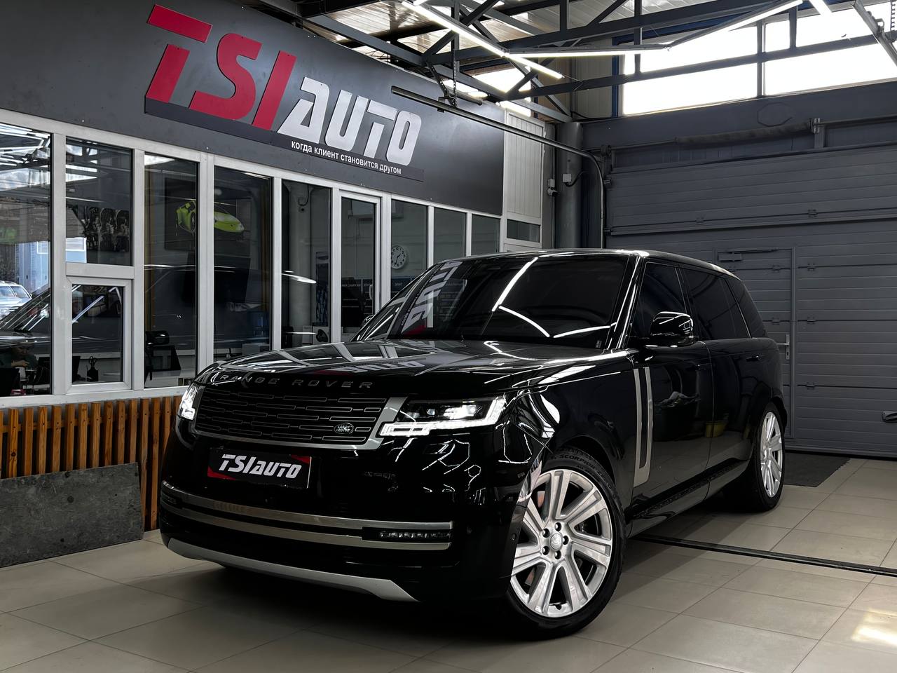 Шумоизоляция колесных арок Range Rover за 1 день фото и цены